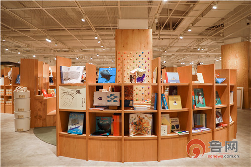 无印良品青岛首家旗舰店 (无印良品mujihouse官方网站)