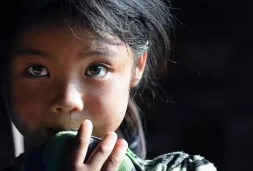 咱家穷吗怎么回答,孩子问父母为什么我们家那么穷