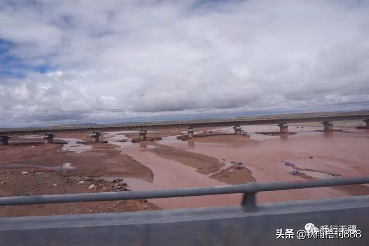 自驾青藏线进藏有多困难？有兴趣的就跟我走一趟逶迤的青藏线吧