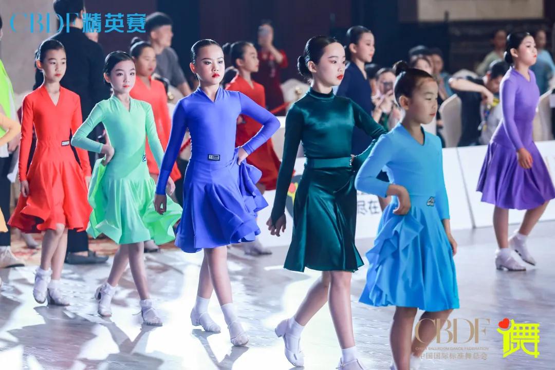 5天时间，3座城市，3场赛事！这是国标人的“硬核”假期