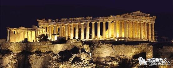 从来没有一座城如雅典，离你如此遥远，又如此亲近