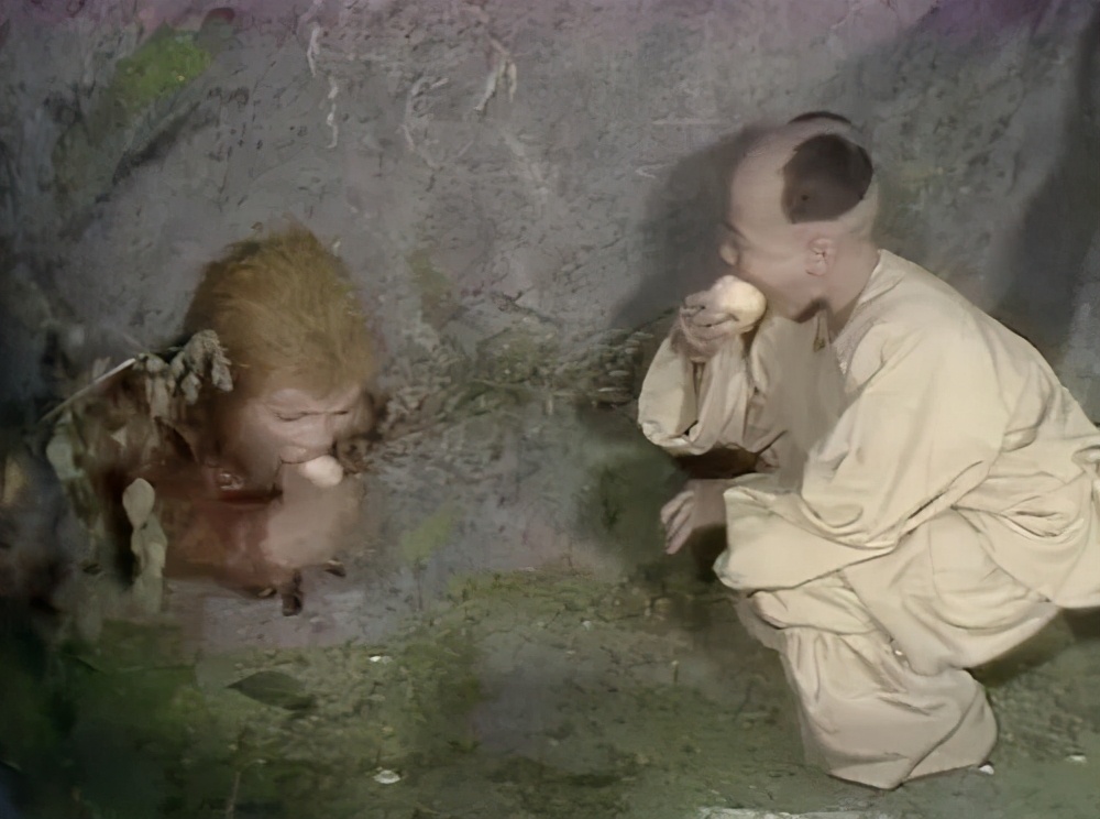 五行山给孙悟空吃桃的小孩,五行山保护孙悟空的人