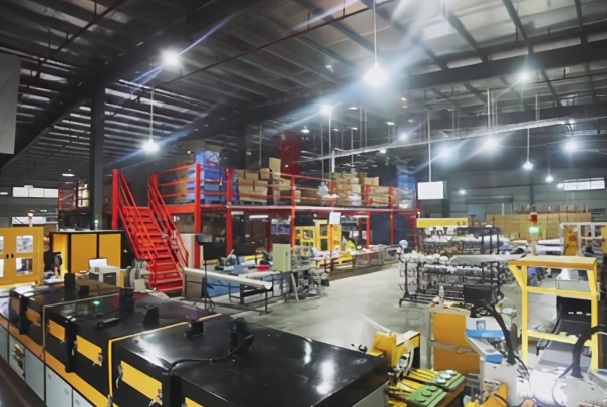 欧洲杯荷英半决赛明日开战,今天欧洲杯足球赛程表