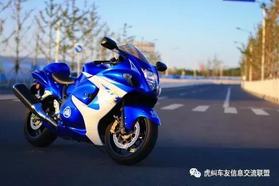 suzukigsx-r1000r,铃木隼2023款hayabusa测评