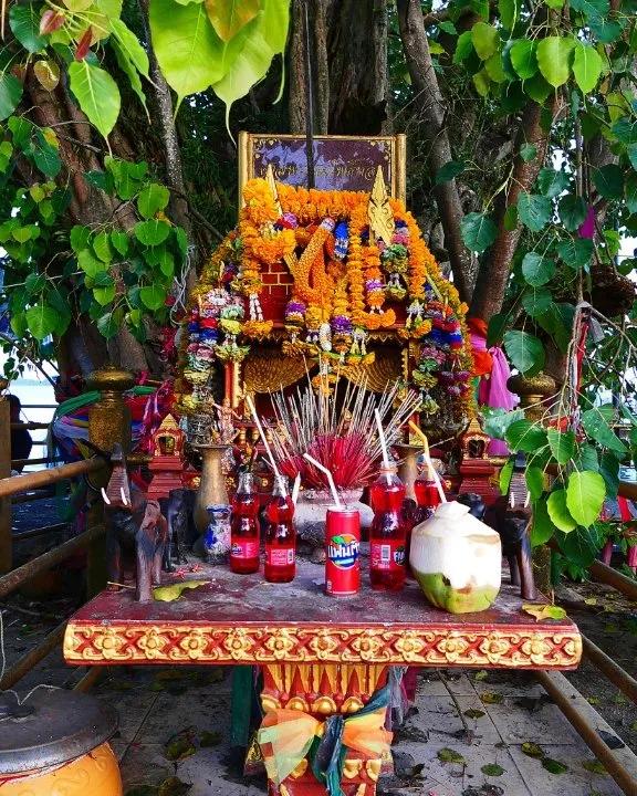 草莓芬达泰国,泰国路边的东西千万不要乱捡