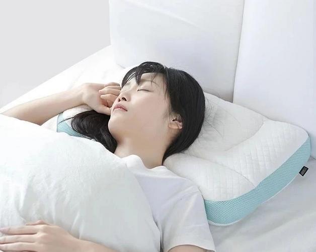 枕头怎么选才能睡好觉,枕头要睡哪一种比较合适