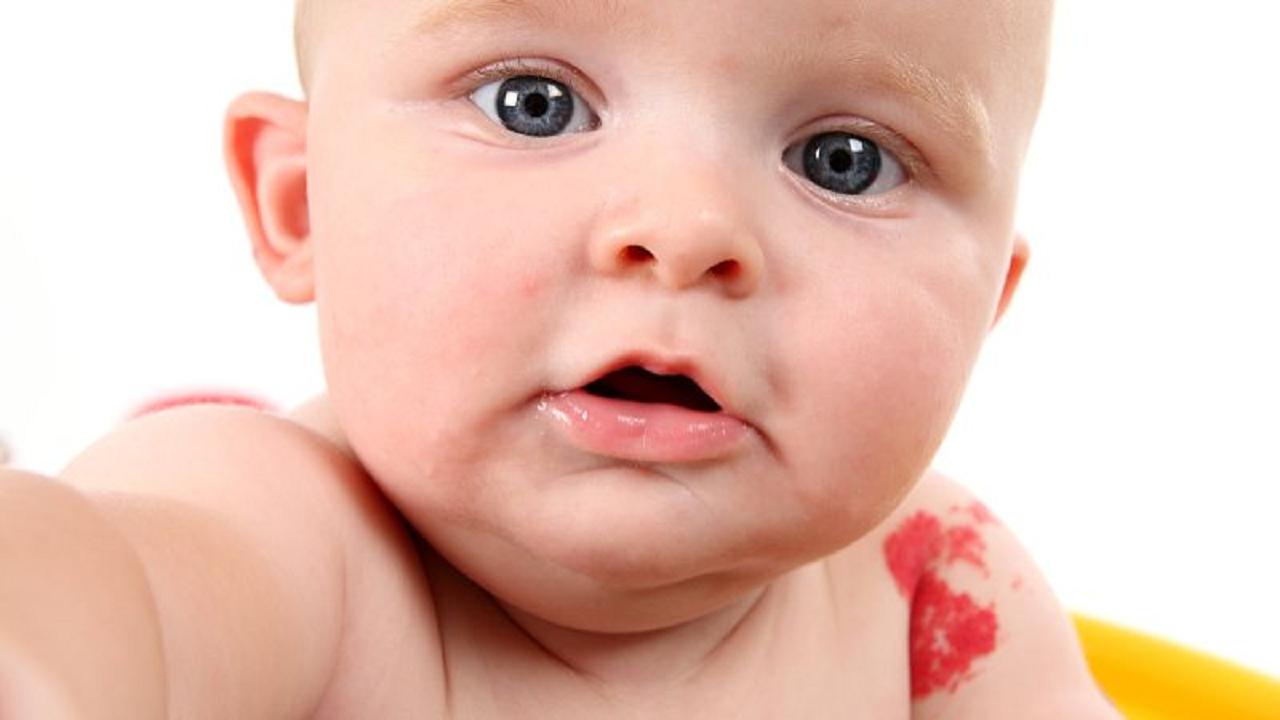 宝宝乳牙没有缝隙换了后会整齐吗,宝宝三岁了乳牙不整齐还能矫正吗