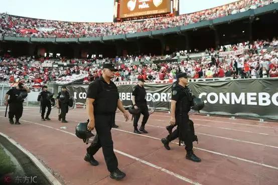 足球德比博卡青年vs河床,河床德比打架