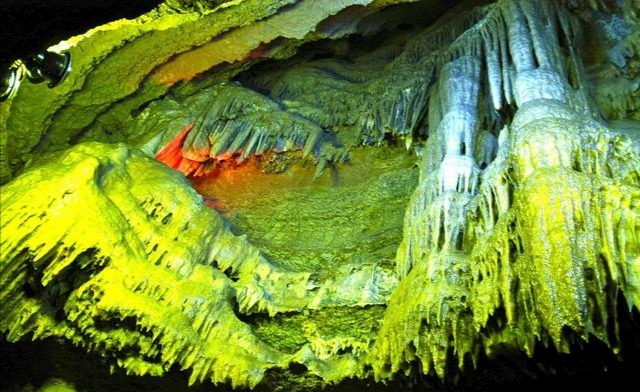 沂水地下大峡谷一日游,沂水地下大峡谷谁发现的