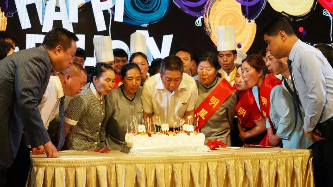 青春无悔创辉煌,优质服务工作取得新成效