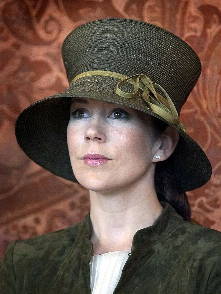 凯特王妃同款头饰,丹麦王储妃玛丽高跟鞋