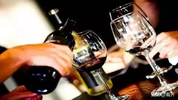 河北假红酒怎么鉴别,厦门怎么鉴别原装进口红酒