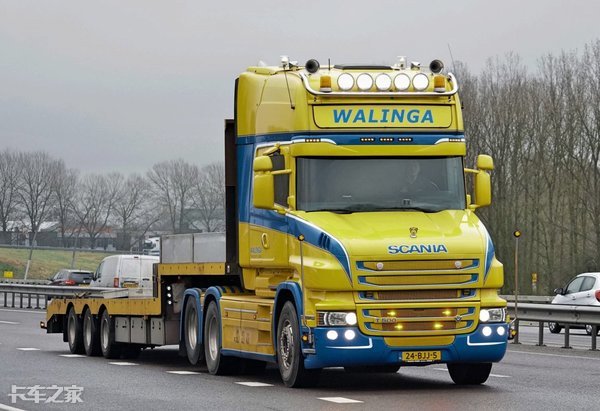 沃尔沃卡车历史车型回顾,沃尔沃vnl400长头牵引车