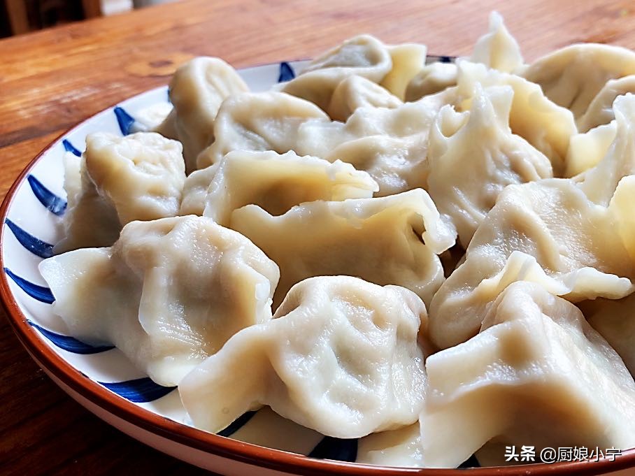 饺子皮用温水还是凉水,饺子皮用温水还是凉水和面