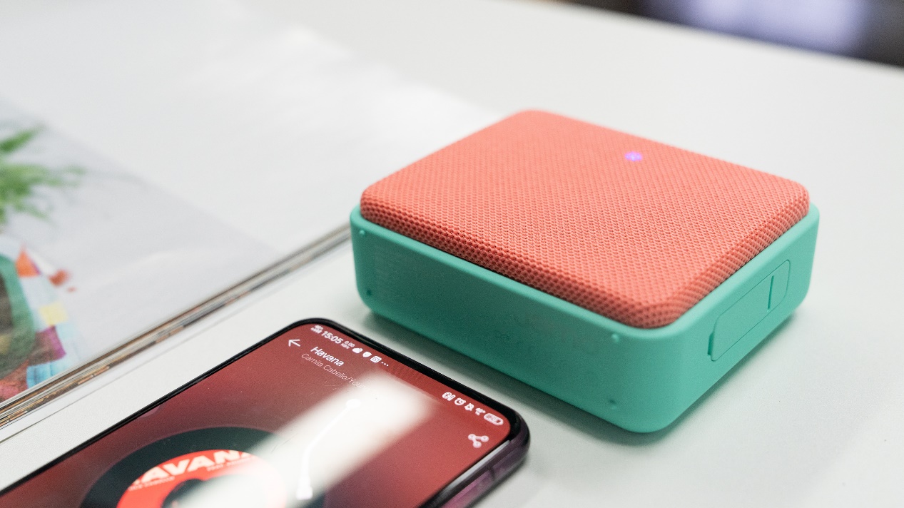 jamo尊宝cub小方盒蓝牙音箱,潮酷蓝牙小音箱尊宝cub开箱