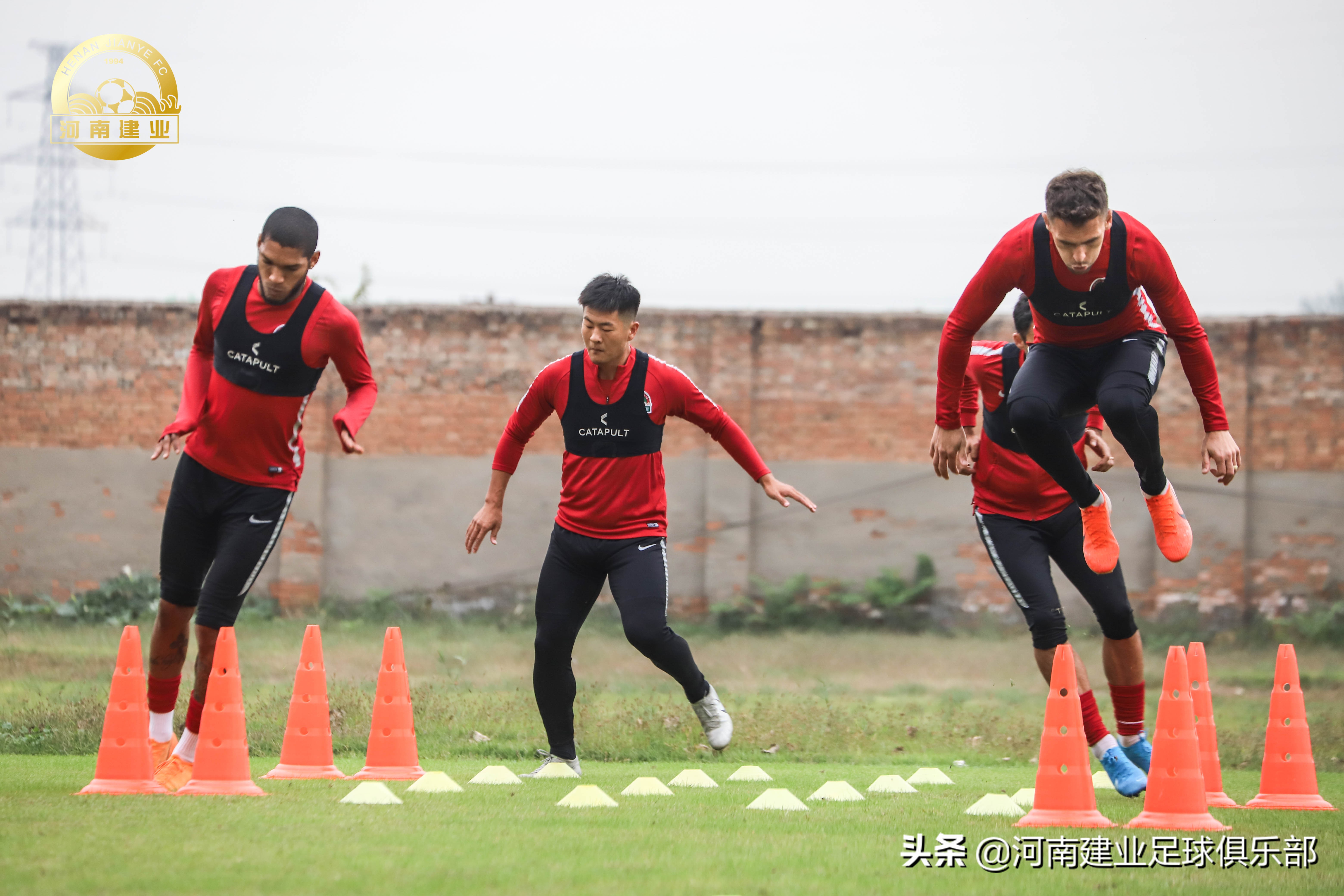 河南建业队新赛季主场,河南建业队直播