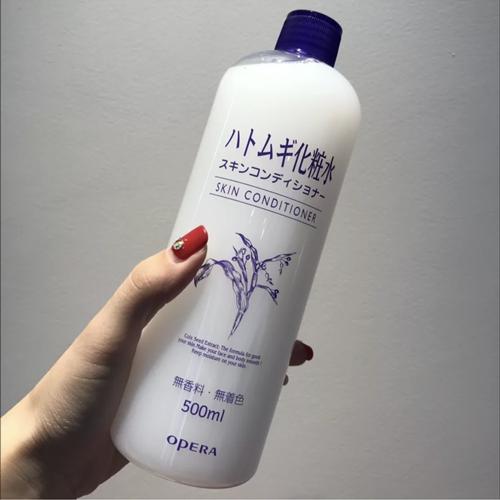 推荐几款好用的化妆水和乳液,补水湿敷推荐薏仁水测评