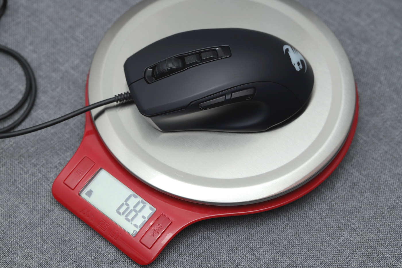 冰豹roccat鼠标评测,冰豹魔幻豹鼠标konepure