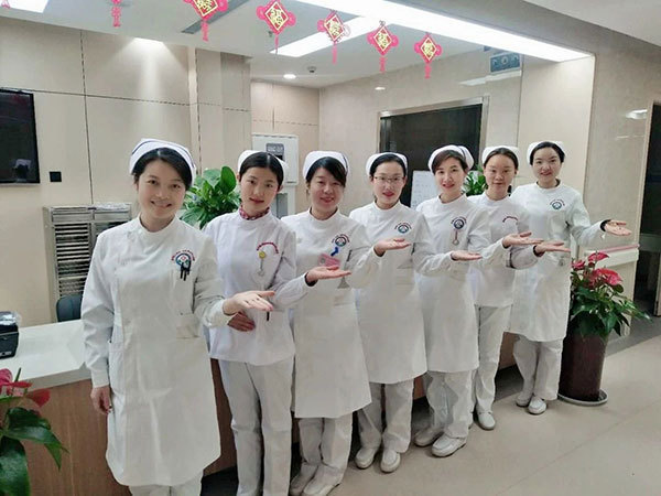 防疫就医两不误需医患相向,防疫工作两不误视频