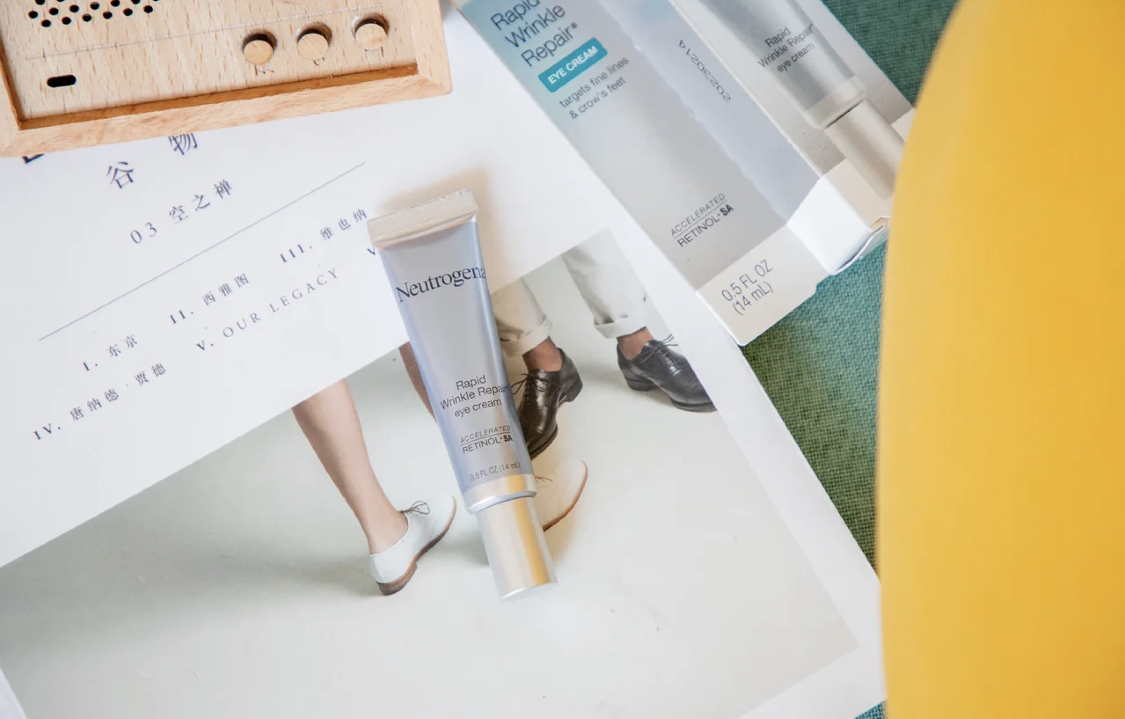 改善大眼袋抗皱眼霜,抗皱眼霜提拉紧致第一名淡化干纹