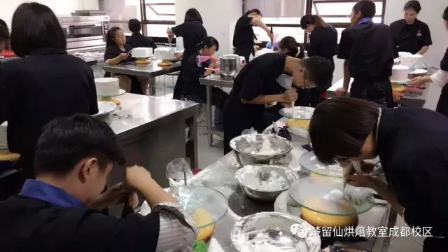 烘焙比较热的话题,学烘焙要问什么问题