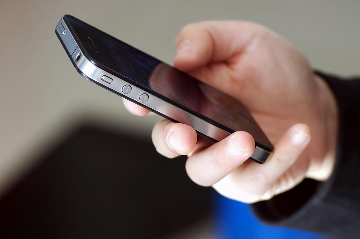 网上卖的信号增强贴真的有效吗,手机信号增强贴是不是骗人的