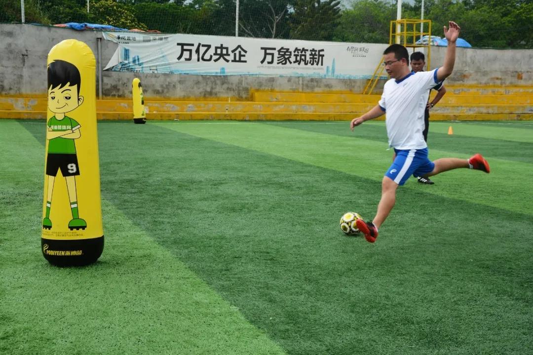 校园足球该如何快速发展1000字,校园足球发展目标及规划