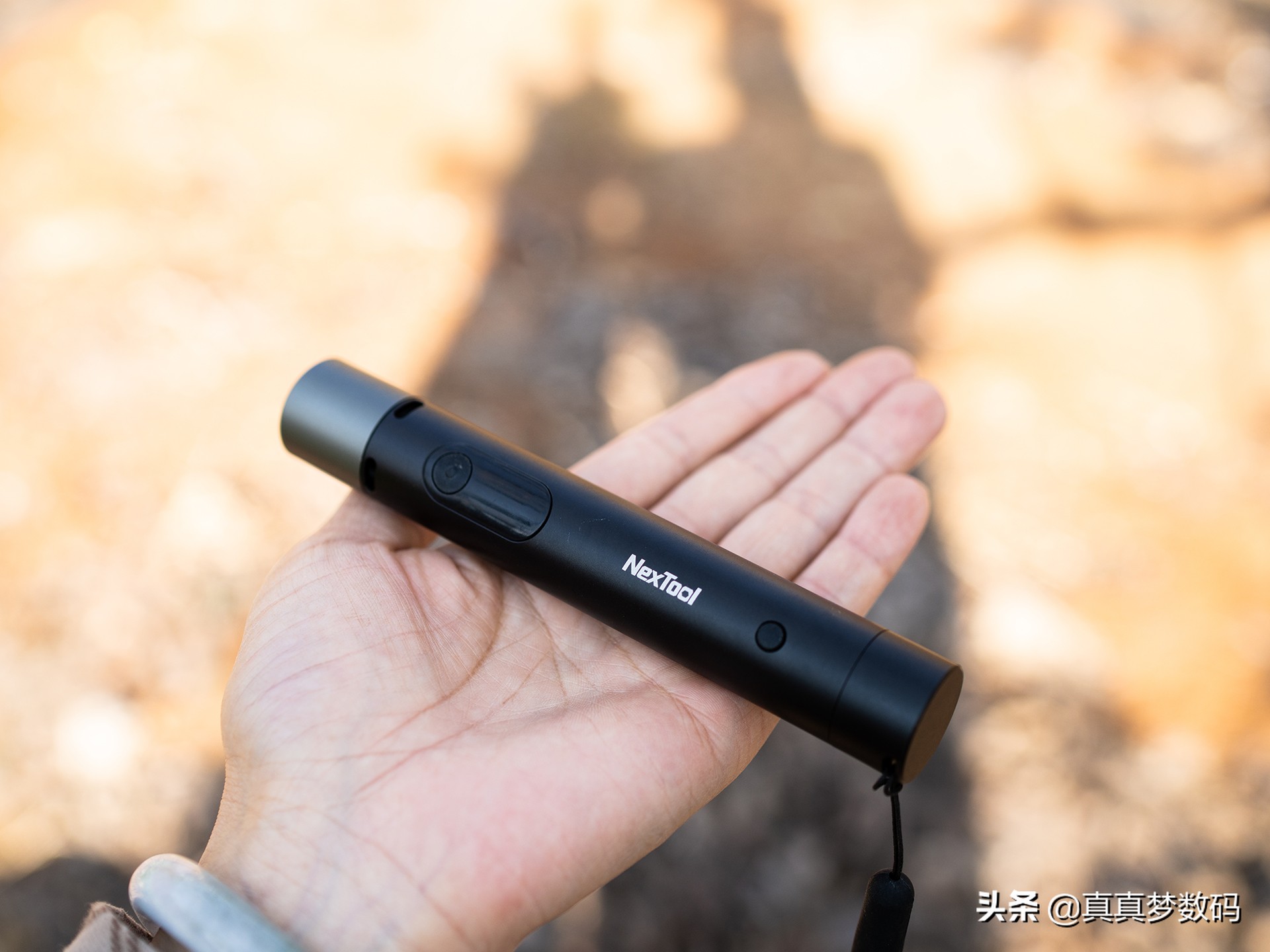 强光手电筒应该如何选择,强光手电筒怎样选