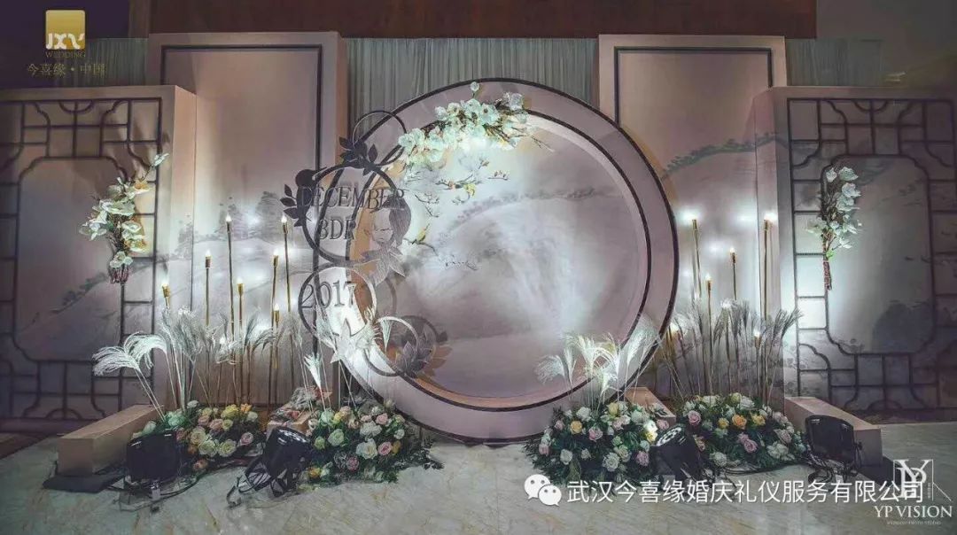 婚礼上上签丨喜欢复古的你，决不能错过这几场婚礼