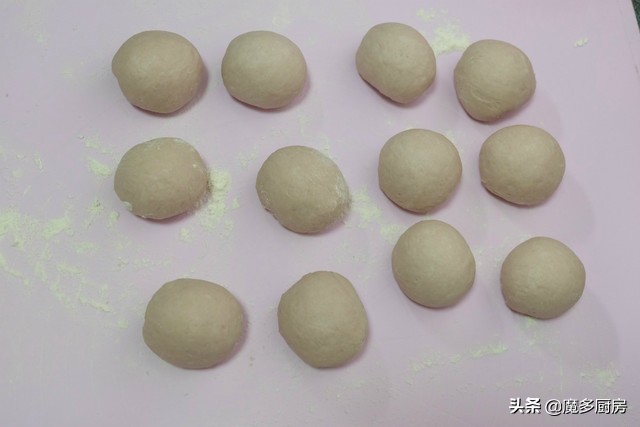 大包子的包子皮,妈妈蒸的大包子美味