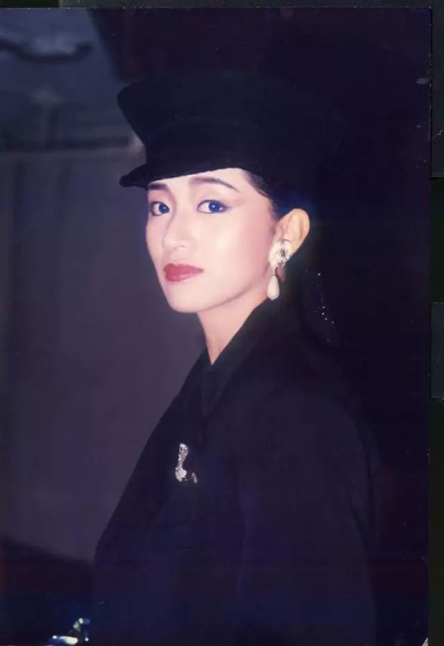 有多热爱梅艳芳,梅艳芳会一生一世去爱你吗