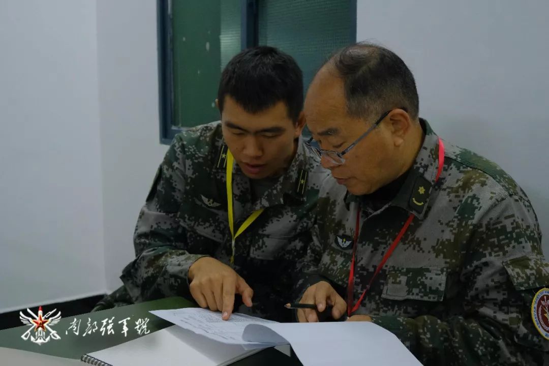 军事外语人才搭建多国联演“语言桥”