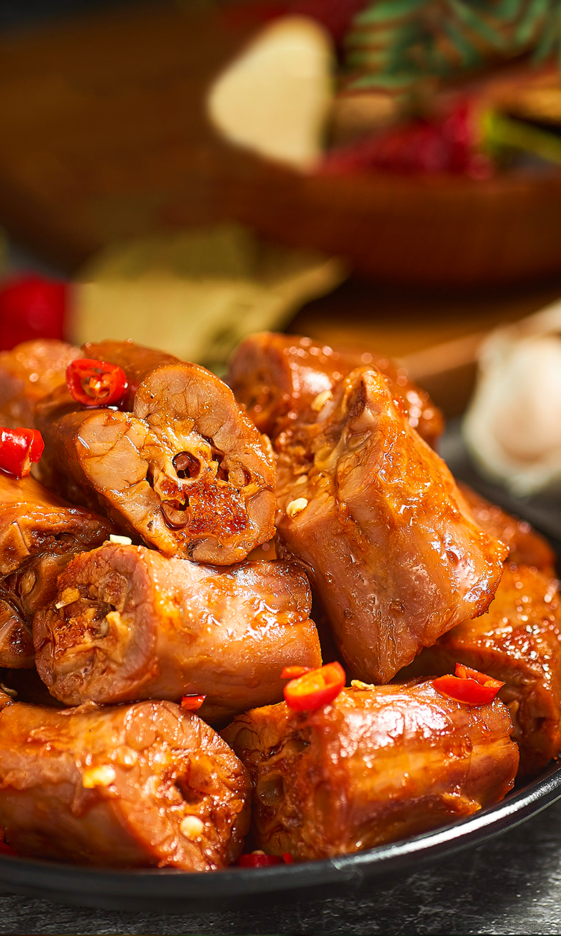 自己开鸭脖店也必须要加盟吗,鸭脖加盟创业怎么样