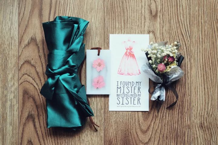 伴娘伴手礼搭配推荐平价,小众又高级的伴郎伴手礼