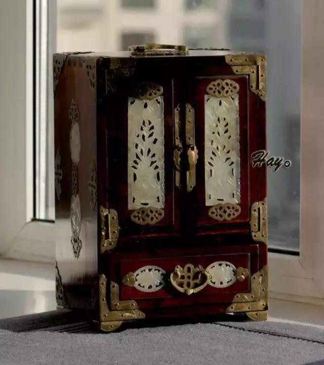 古代女人的首饰,古代女子的首饰描写