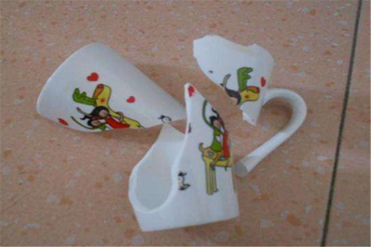 大年初一老祖宗留下三大禁忌,大年初一的禁忌与讲究及其由来