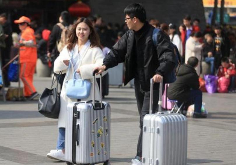 “我在生孩子，你在产房外秀战绩”生个孩子就知道嫁的是人是鬼？