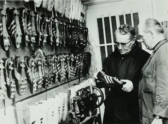 彪马和阿迪达斯哪个质量好,阿迪达斯和彪马创始人和解