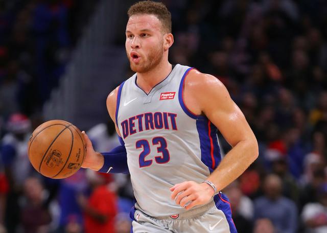 上帝穿了30号球服,上帝穿着23号球衣打球