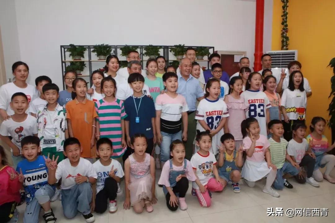 体操王子李宁走进天津西青——西青区全民健身运动会倒计时100天暨天津西青李宁运动中心开园活动举行