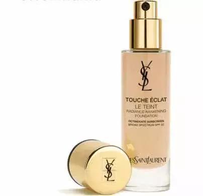 粉底液用在彩妆哪一步比较好,粉底液哪一款比较好用又不脱妆