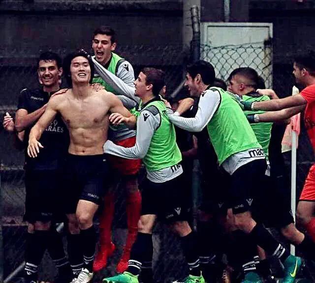 国足身材跟游泳队身材,国足身材好不好