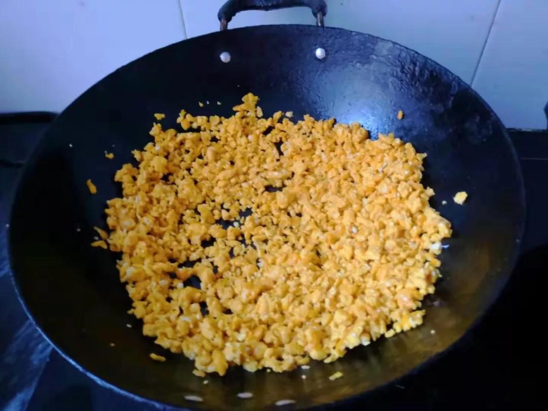 韭菜鸡蛋粉丝大饺子,西安韭菜鸡蛋菜角