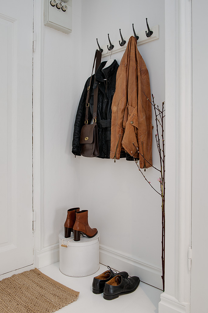 卧室改造耗时一周的小卧室,超级有安全感的卧室改造