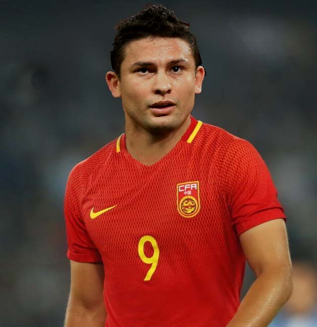 红火足球月，长缨缚苍龙！