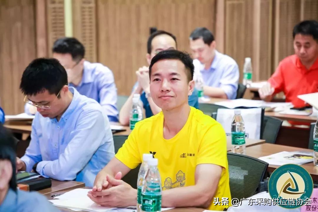 热烈祝贺集团年会圆满成功,热烈祝贺首届电商发展大会