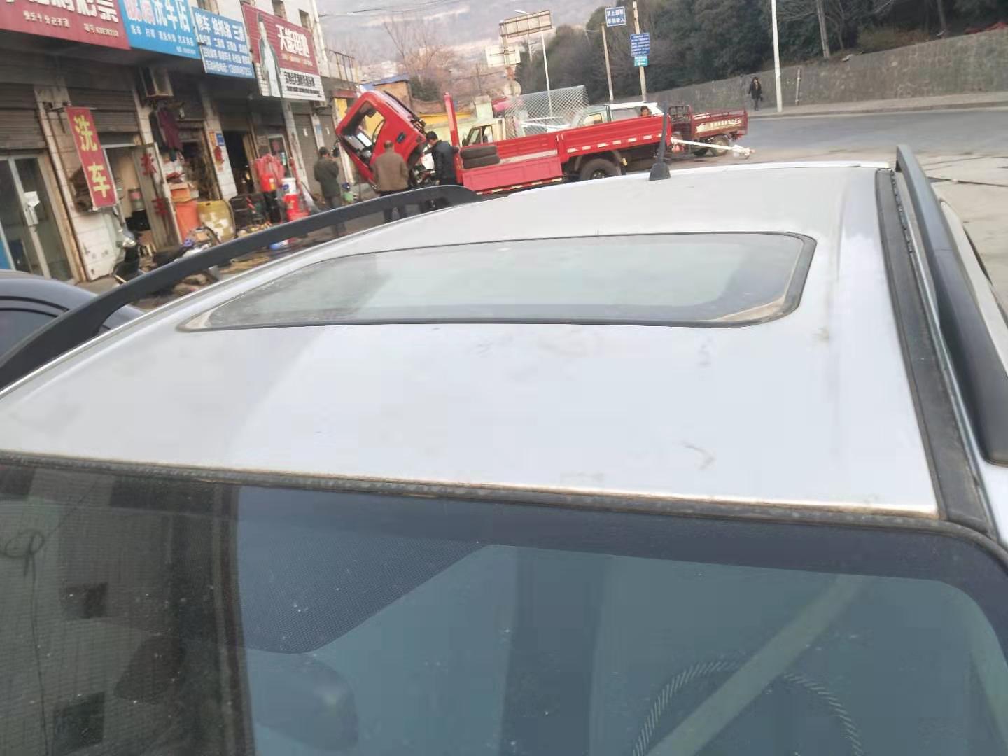 2万能买哪年铃木天语sx4,铃木天语sx4高配和低配区别在哪里