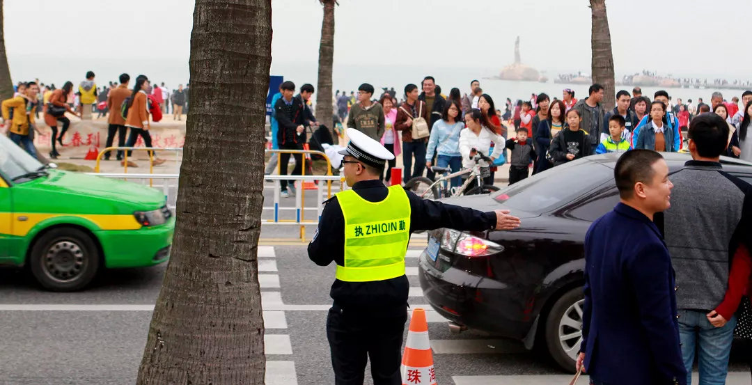 当警察的感觉,体验当警察的一天
