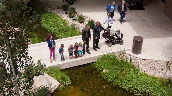 商业街区的景观设计要点和原则,复古怀旧商业街景观设计