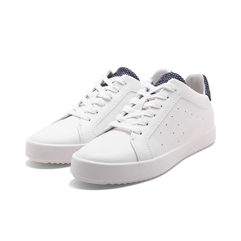 适合夏季穿的透气鞋子,夏天特别透气的鞋子推荐